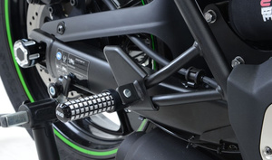 PODNÓŻKI PASAŻERA RG RACING KAWASAKI VULCAN S/VULCAN CAFE 18 BLACK